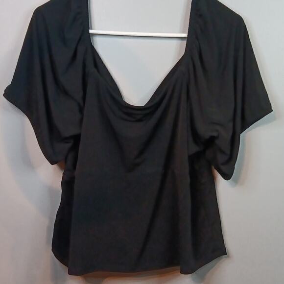 NWT Torrid Black Crop Top Size 2X - Picture 7 of 7